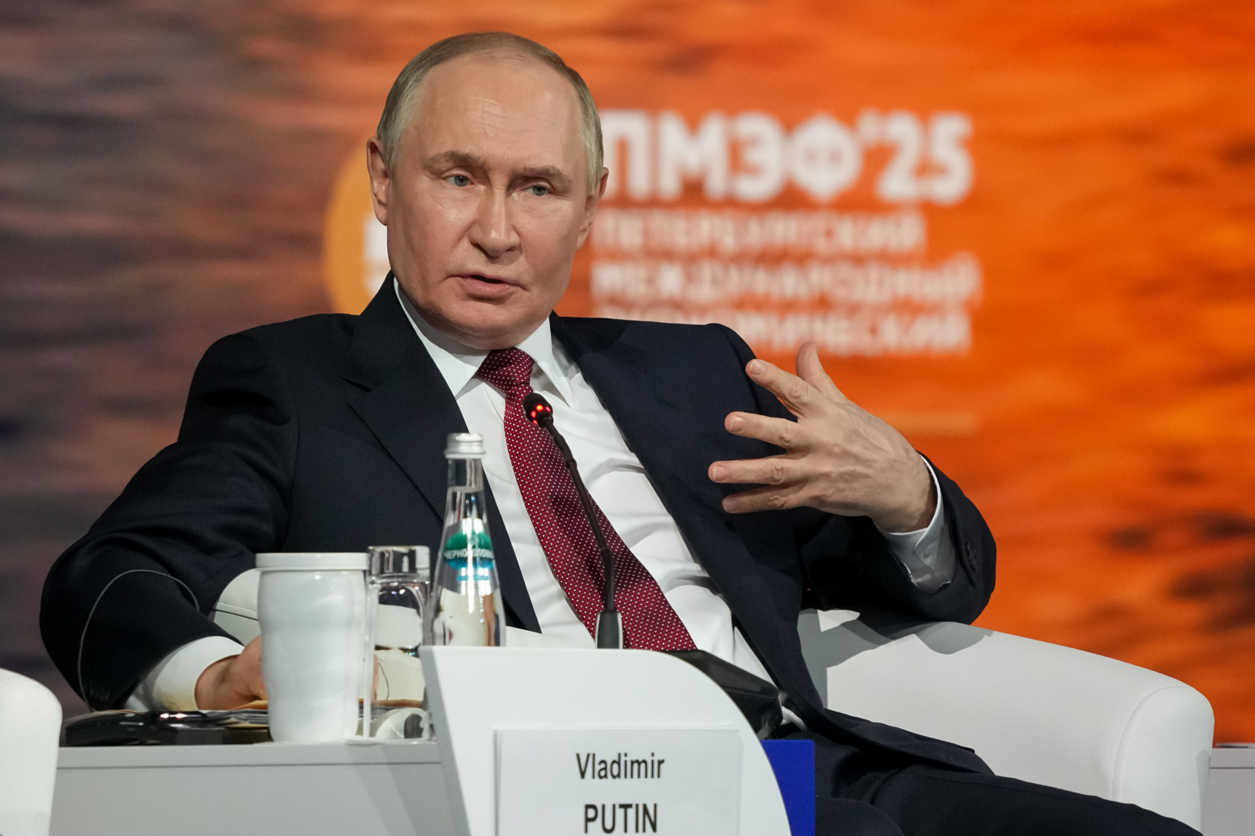 Vladimir Poutine SPIEF 2025